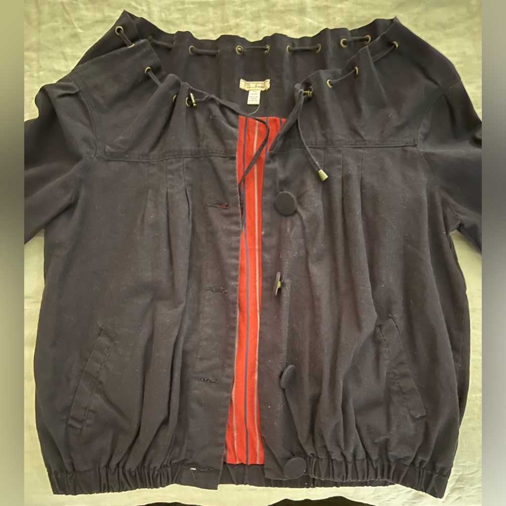 Trinity Linen Jacket - Picture 7 of 7